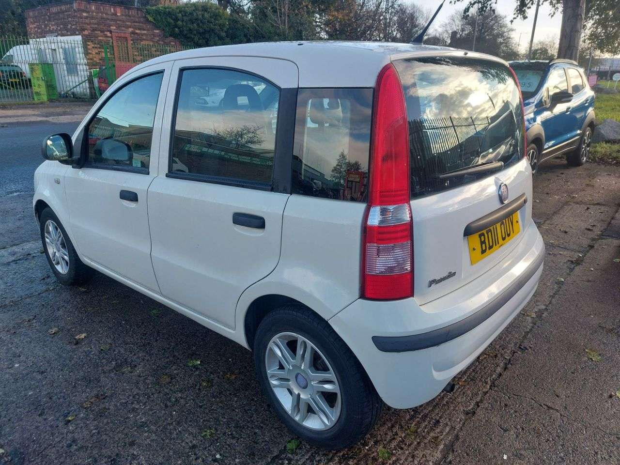 2011 FIAT PANDA 2011 FIAT PANDA