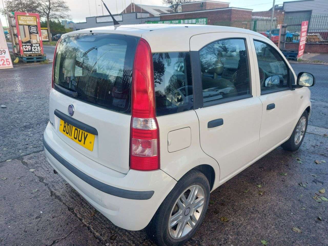 2011 FIAT PANDA 2011 FIAT PANDA