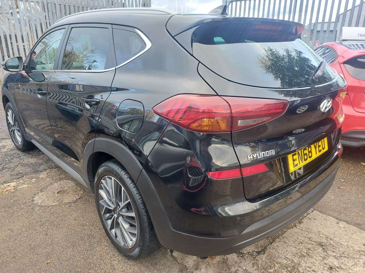 A 2019 HYUNDAI TUCSON 1.6 GDi Premium SUV 5dr Petrol Manual Euro 6 (s/s) (132 ps) SERVICE HISTORY A 2019 HYUNDAI TUCSON 1.6 GDi Premium SUV 5dr Petrol Manual Euro 6 (s/s) (132 ps) SERVICE HISTORY