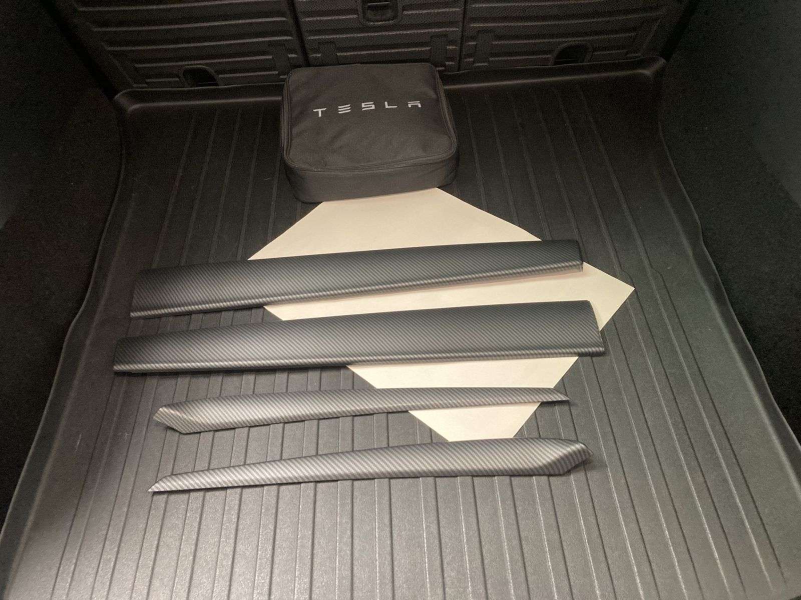 2022 TESLA MODEL Y 2022 TESLA MODEL Y