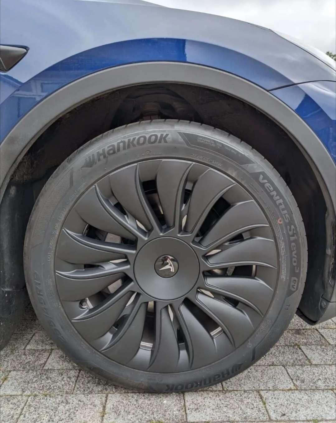 2022 TESLA MODEL Y 2022 TESLA MODEL Y
