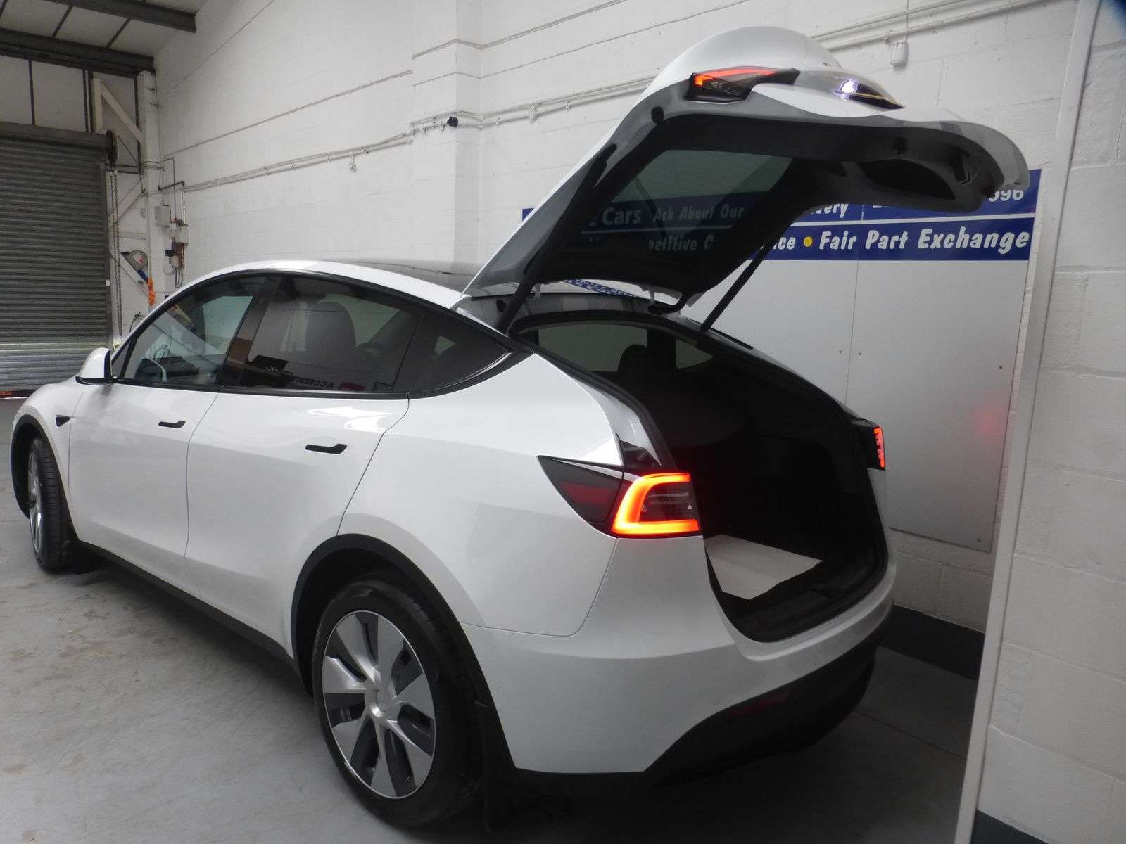 2022 TESLA MODEL Y 2022 TESLA MODEL Y