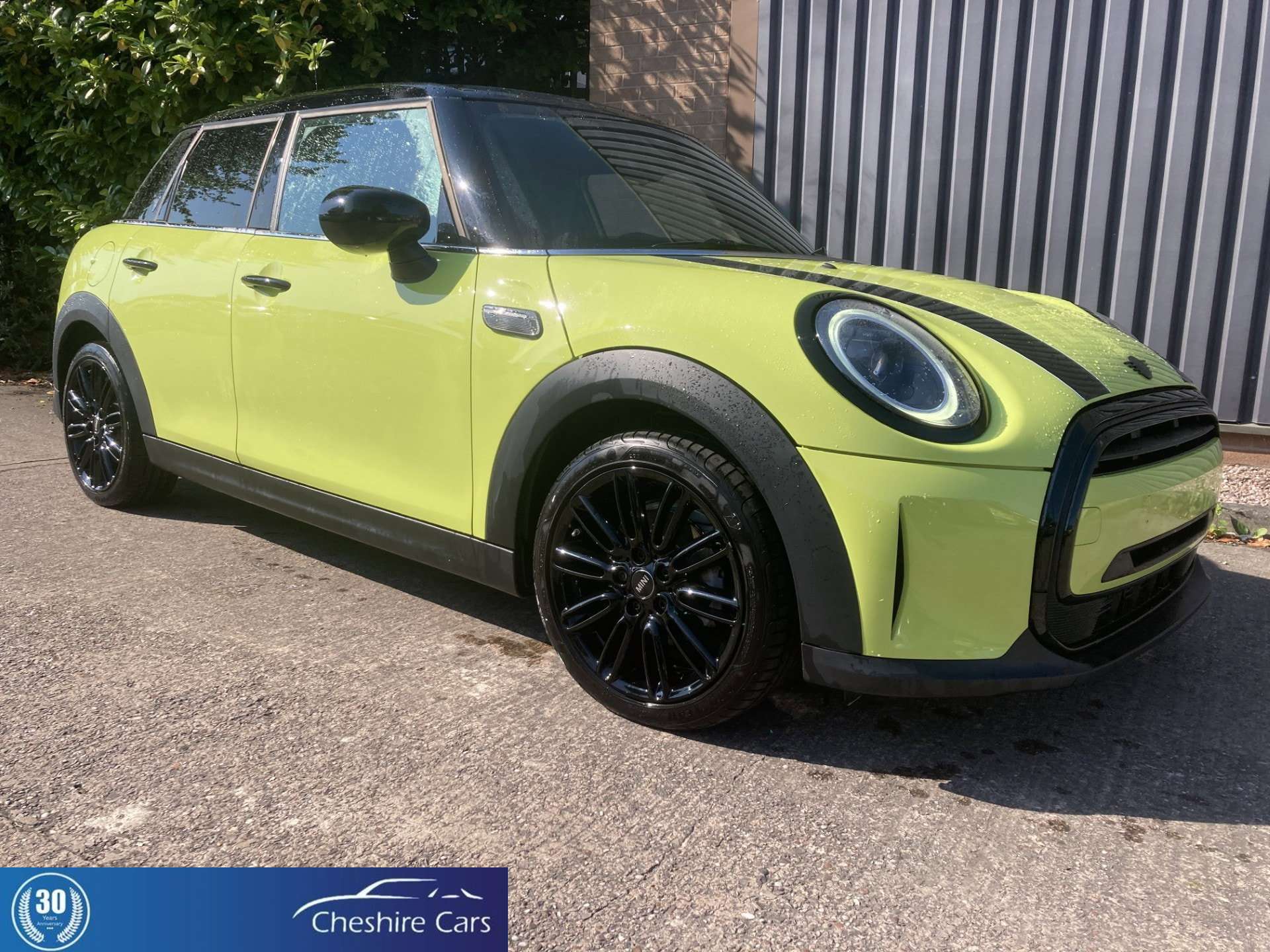 A 2023 MINI HATCH 1.5 Cooper Exclusive Hatchback 5dr Petrol Steptronic Euro 6 (s/s) (136 ps) A 2023 MINI HATCH 1.5 Cooper Exclusive Hatchback 5dr Petrol Steptronic Euro 6 (s/s) (136 ps)
