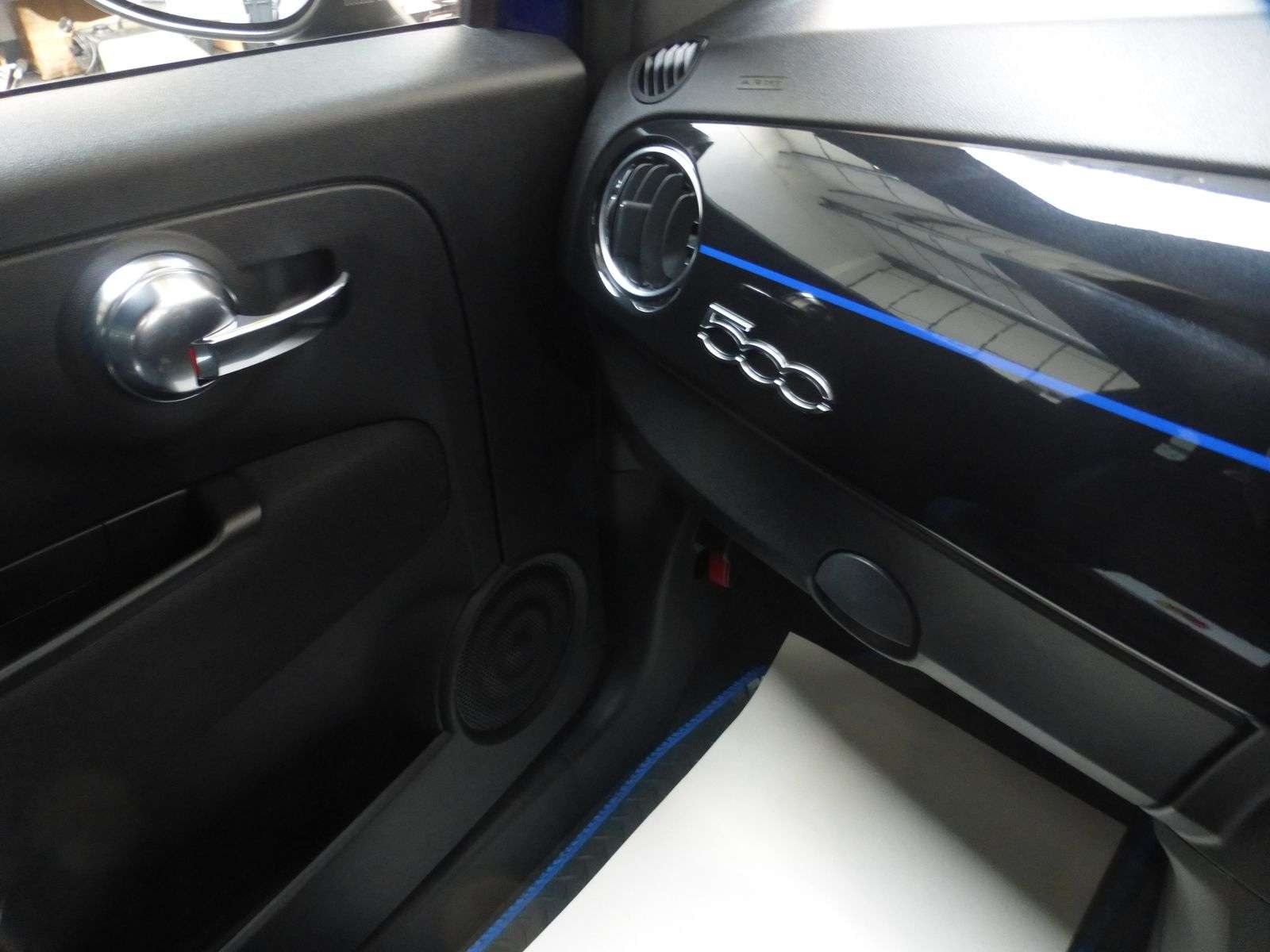 2020 ABARTH 595 2020 ABARTH 595