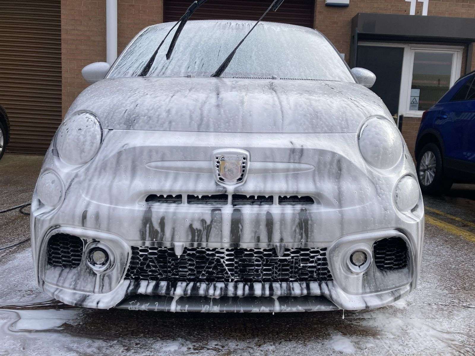 2022 ABARTH 595 2022 ABARTH 595