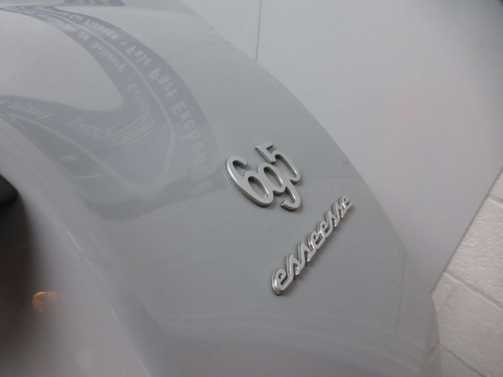 2022 ABARTH 695 2022 ABARTH 695