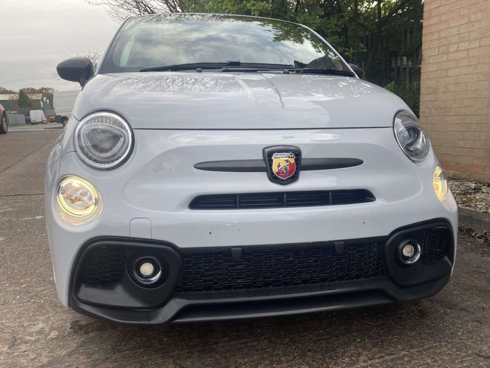 2022 ABARTH 595 2022 ABARTH 595