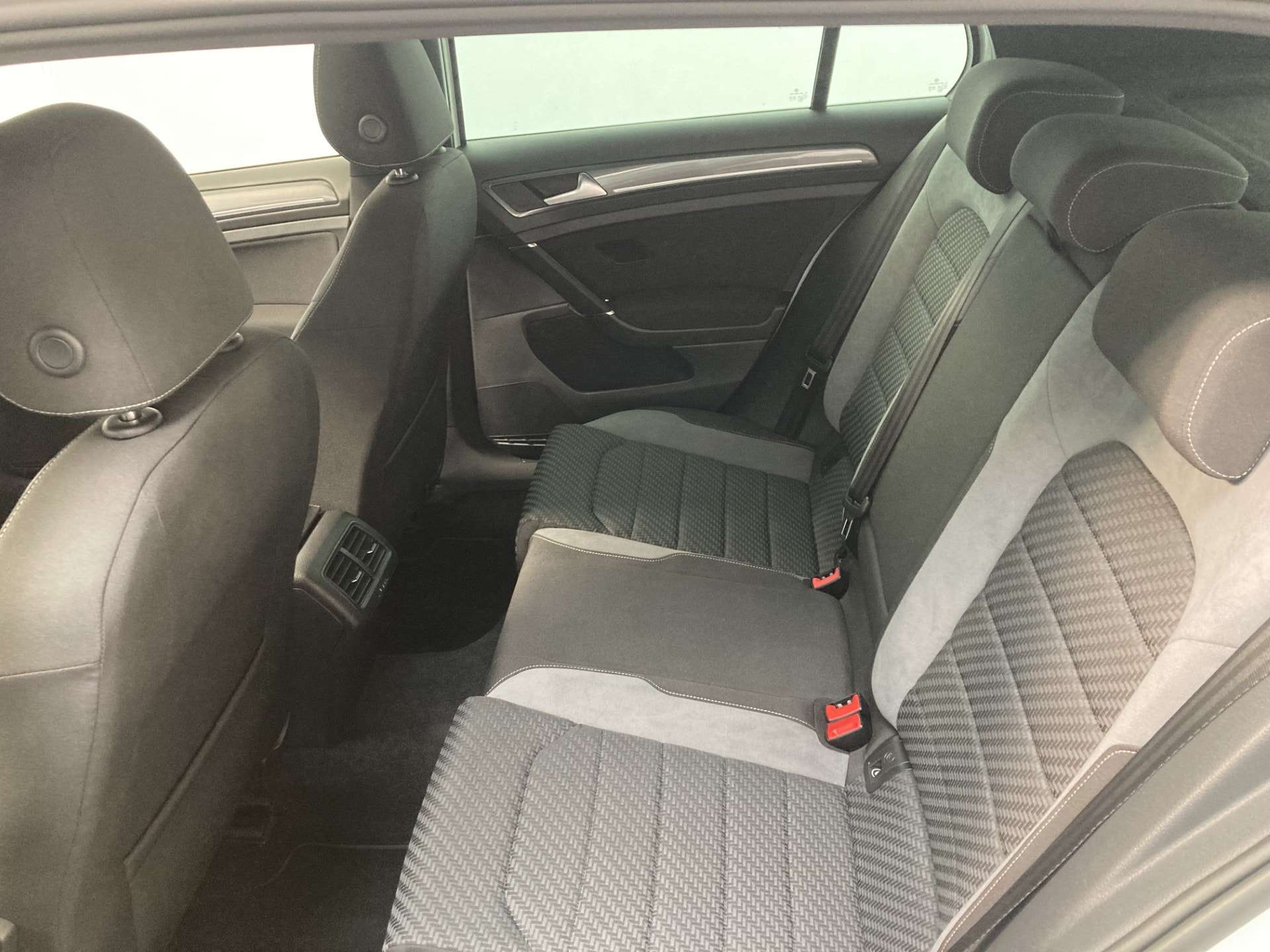 2018 VOLKSWAGEN GOLF 2018 VOLKSWAGEN GOLF
