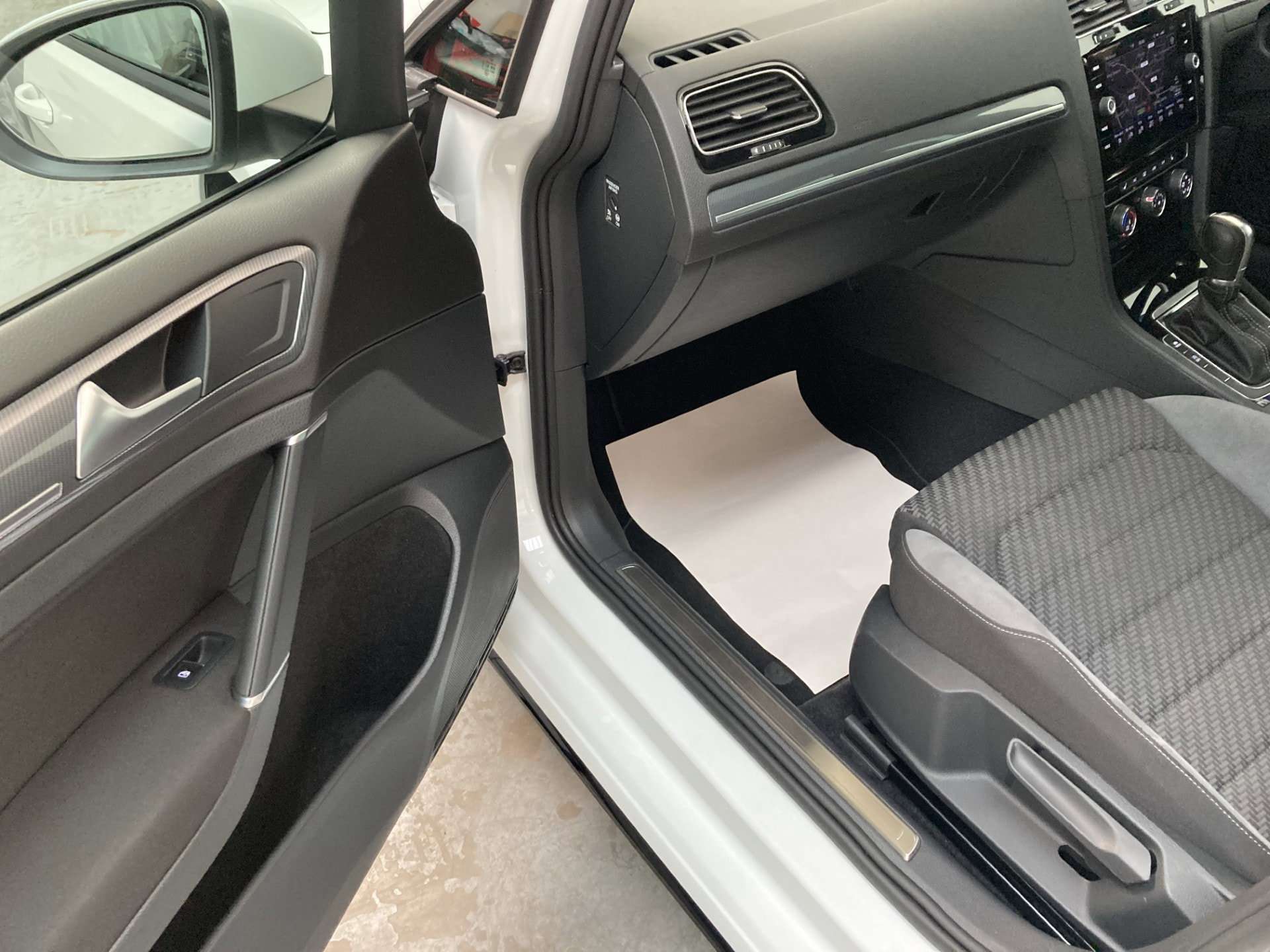 2018 VOLKSWAGEN GOLF 2018 VOLKSWAGEN GOLF