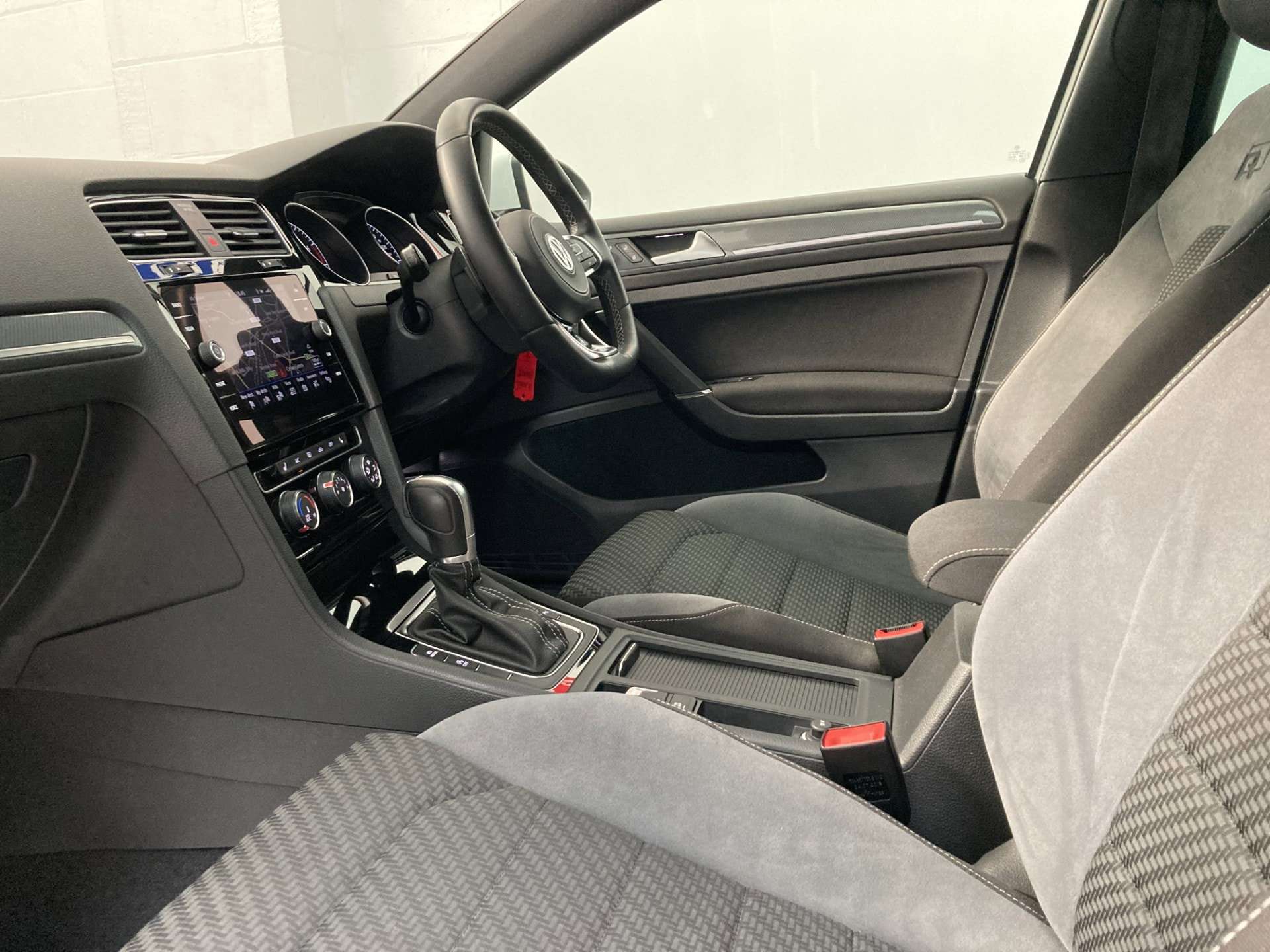 2018 VOLKSWAGEN GOLF 2018 VOLKSWAGEN GOLF