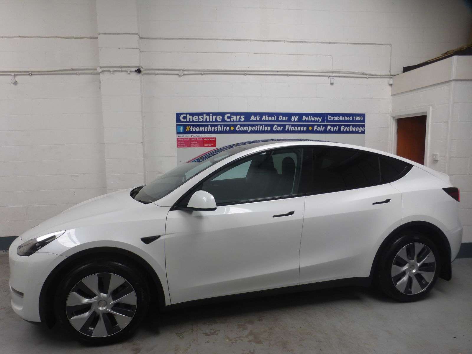 2022 TESLA MODEL Y 2022 TESLA MODEL Y