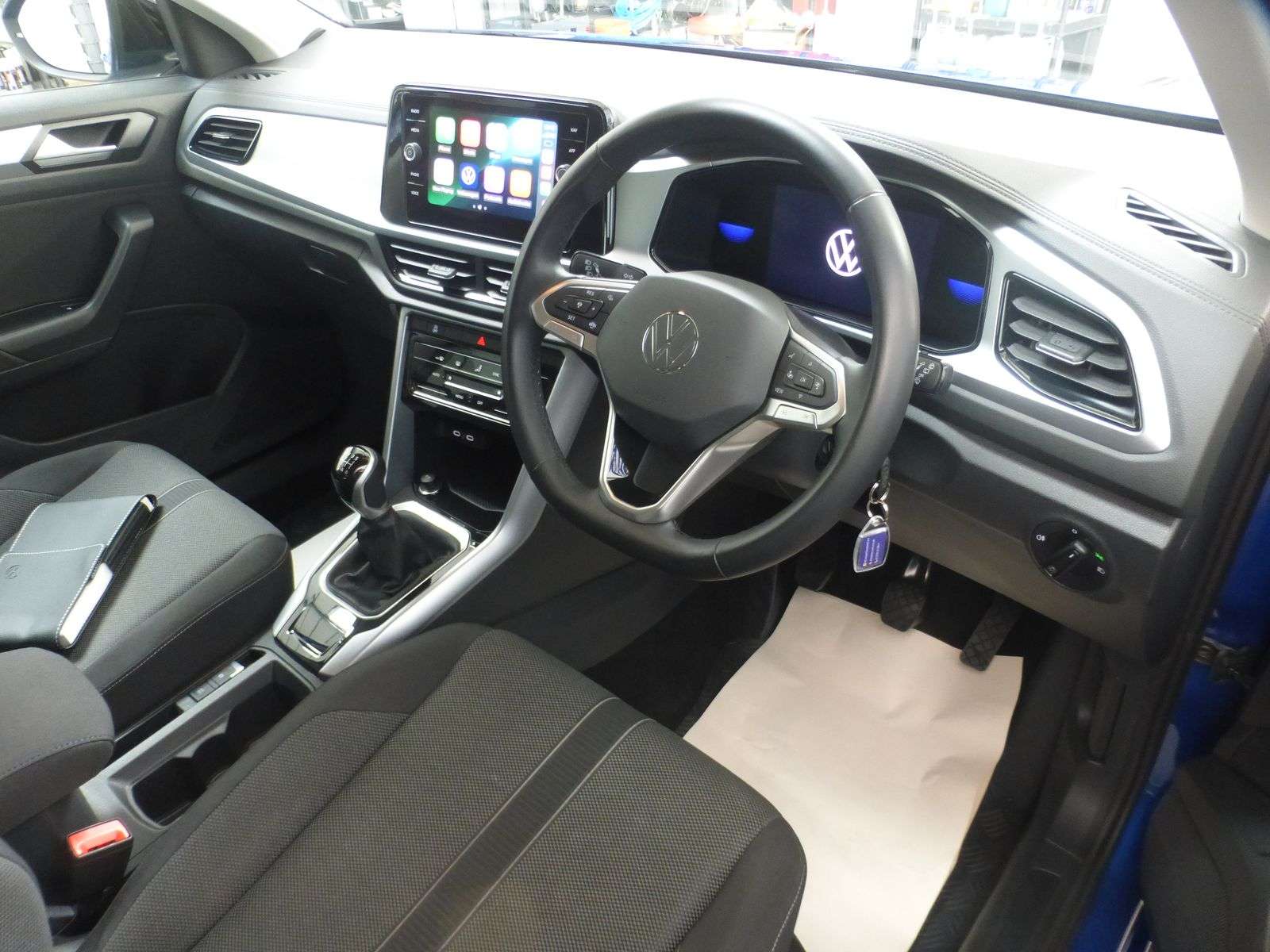 2023 VOLKSWAGEN T-ROC 2023 VOLKSWAGEN T-ROC