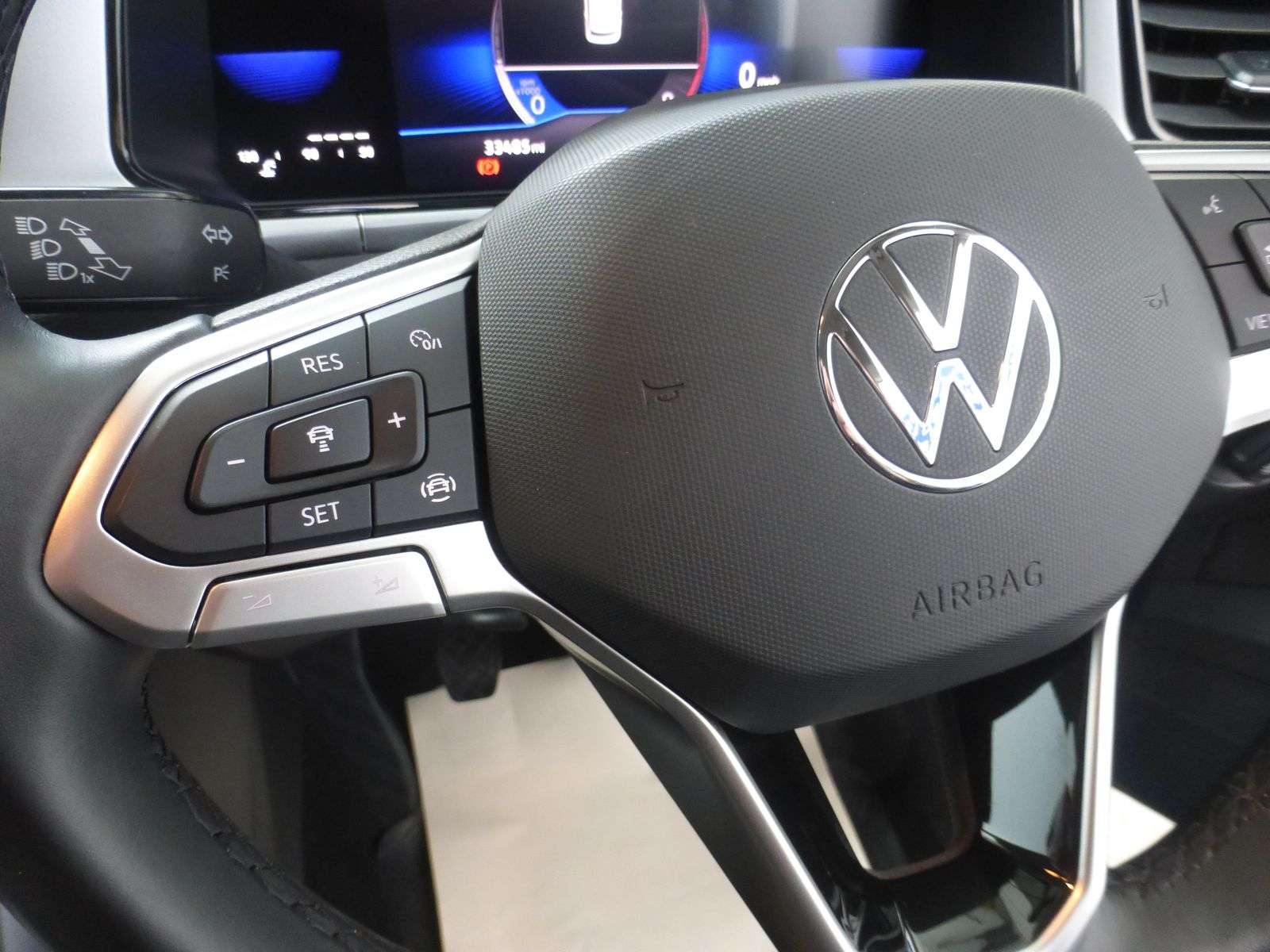 2023 VOLKSWAGEN T-ROC 2023 VOLKSWAGEN T-ROC