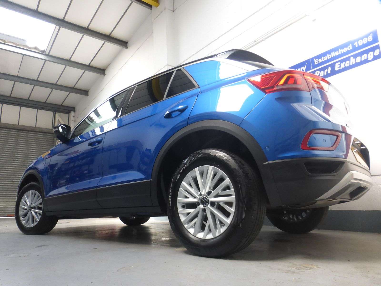 2023 VOLKSWAGEN T-ROC 2023 VOLKSWAGEN T-ROC