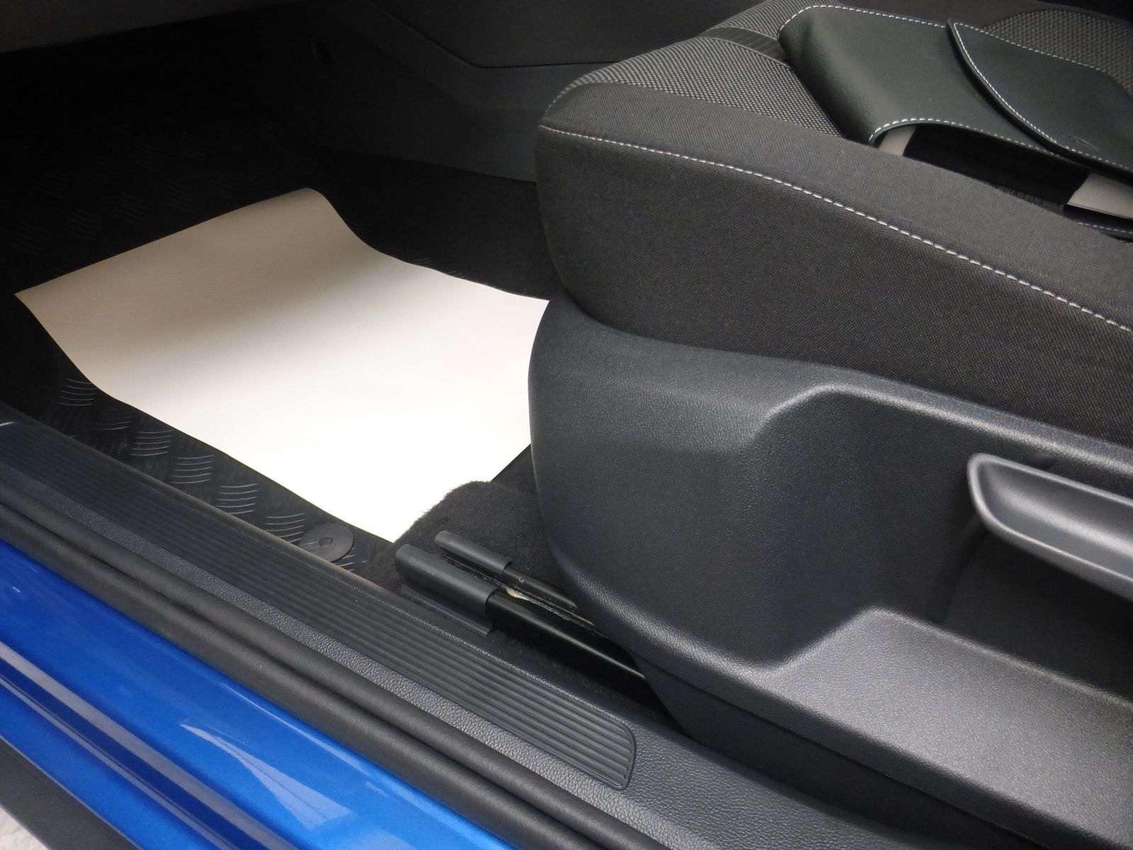 2023 VOLKSWAGEN T-ROC 2023 VOLKSWAGEN T-ROC