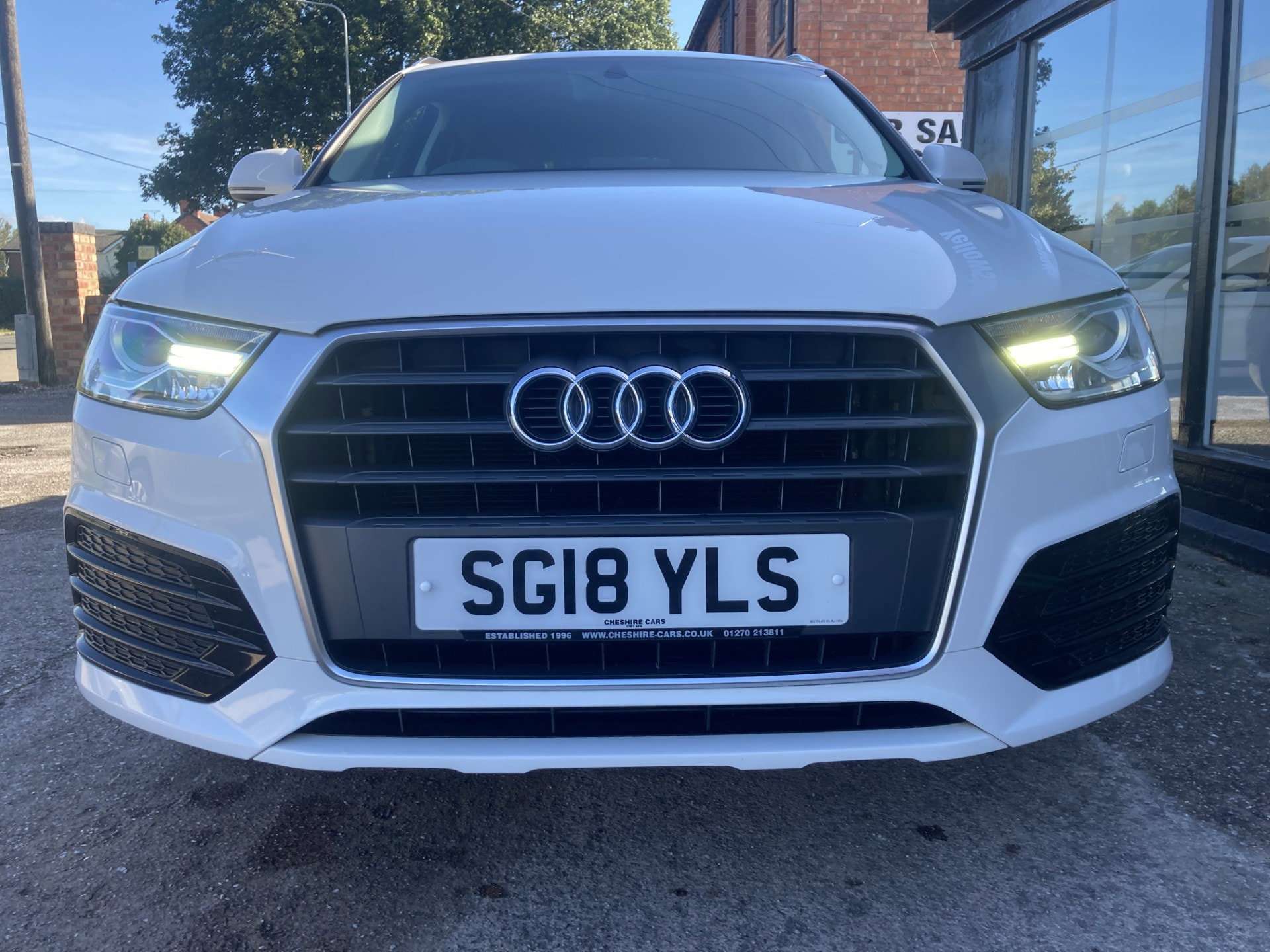 A 2018 AUDI Q3 1.4 TFSI CoD Sport SUV 5dr Petrol Manual Euro 6 (s/s) (150 ps) A 2018 AUDI Q3 1.4 TFSI CoD Sport SUV 5dr Petrol Manual Euro 6 (s/s) (150 ps)