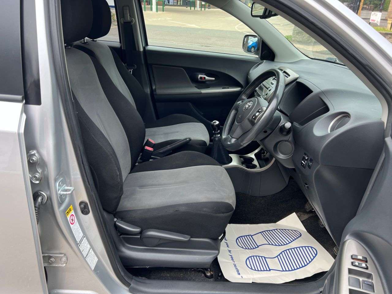 2010 TOYOTA URBAN CRUISER 2010 TOYOTA URBAN CRUISER