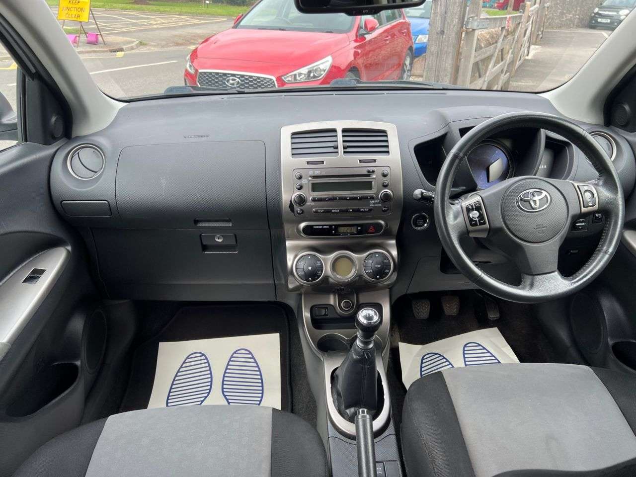 2010 TOYOTA URBAN CRUISER 2010 TOYOTA URBAN CRUISER