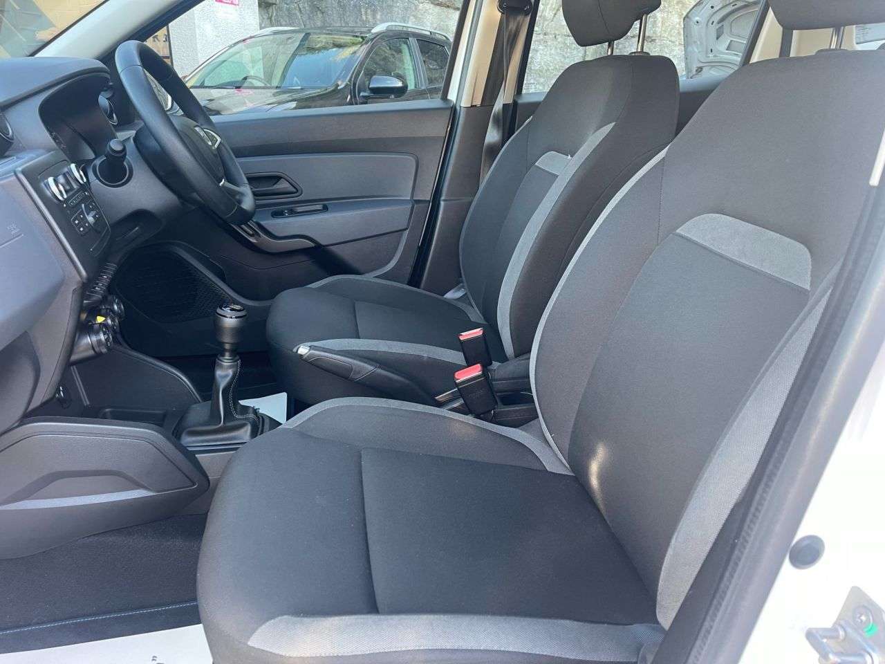 2021 DACIA DUSTER 2021 DACIA DUSTER