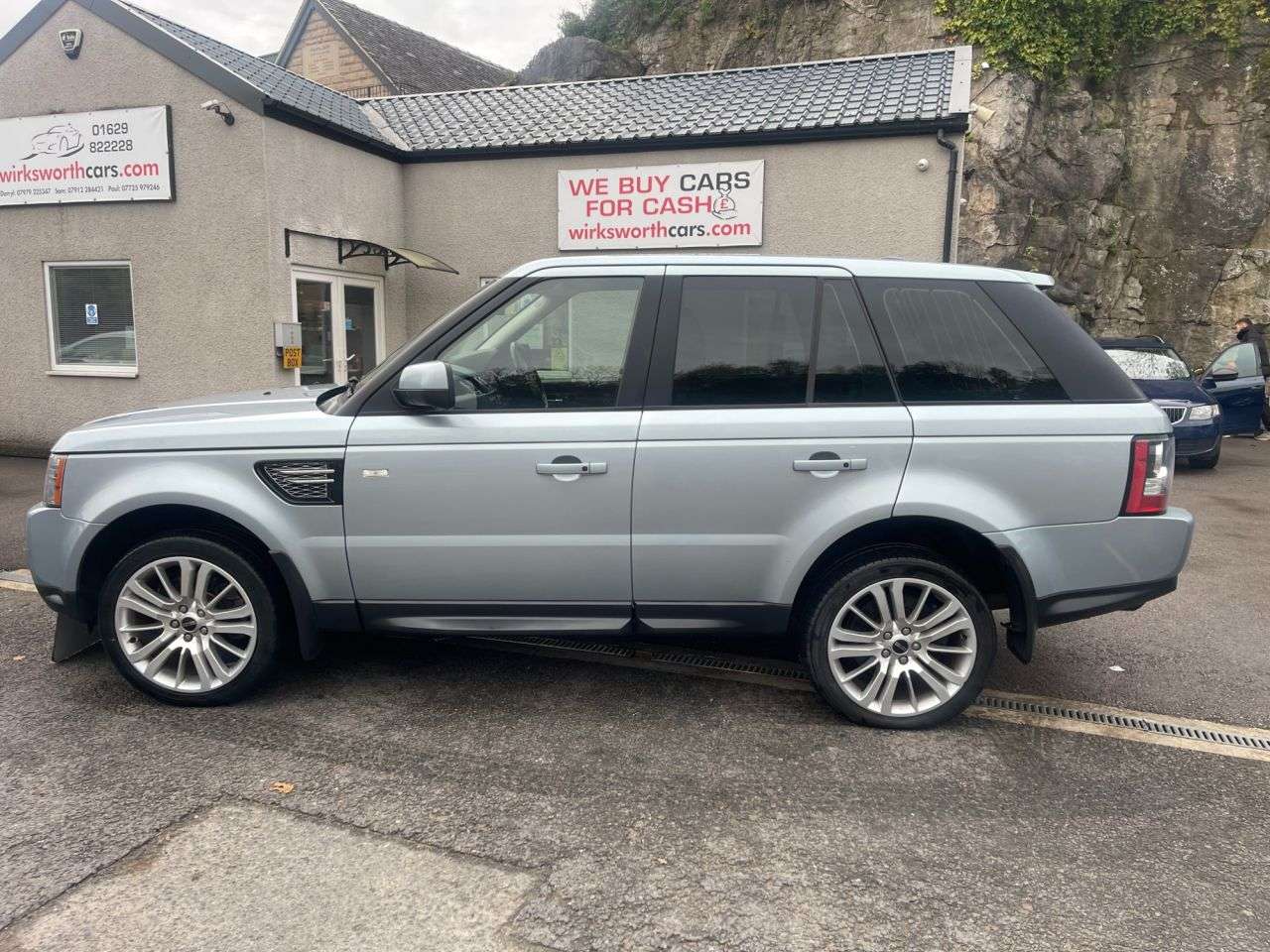 A 2012 LAND ROVER RANGE ROVER SPORT 3.0 SD V6 HSE SUV 5dr Diesel Auto 4WD*FSH 6 STAMPS*VERY LOW MILEAGE* *FSH 6 A 2012 LAND ROVER RANGE ROVER SPORT 3.0 SD V6 HSE SUV 5dr Diesel Auto 4WD*FSH 6 STAMPS*VERY LOW MILEAGE* *FSH 6