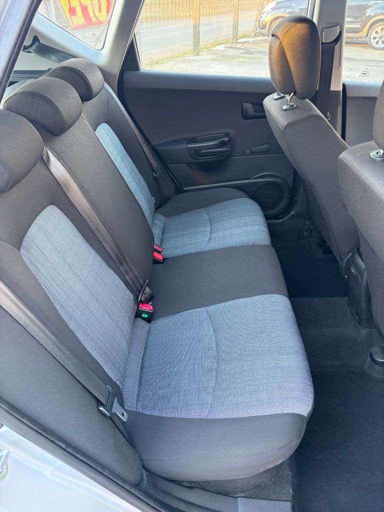 2011 KIA CEED 2011 KIA CEED