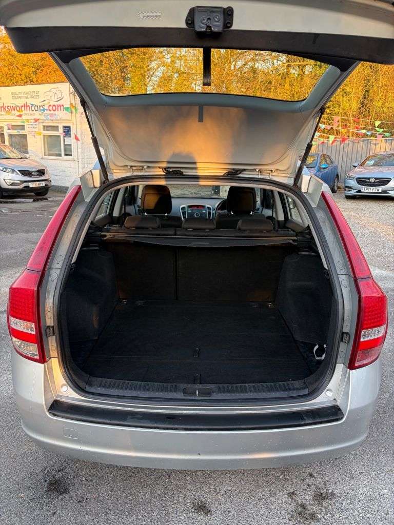 2011 KIA CEED 2011 KIA CEED