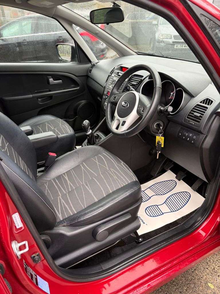 2014 KIA VENGA 2014 KIA VENGA