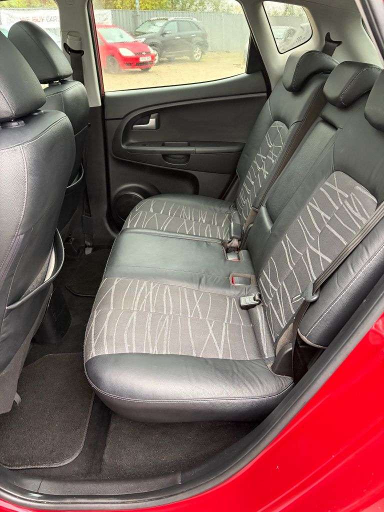 2014 KIA VENGA 2014 KIA VENGA