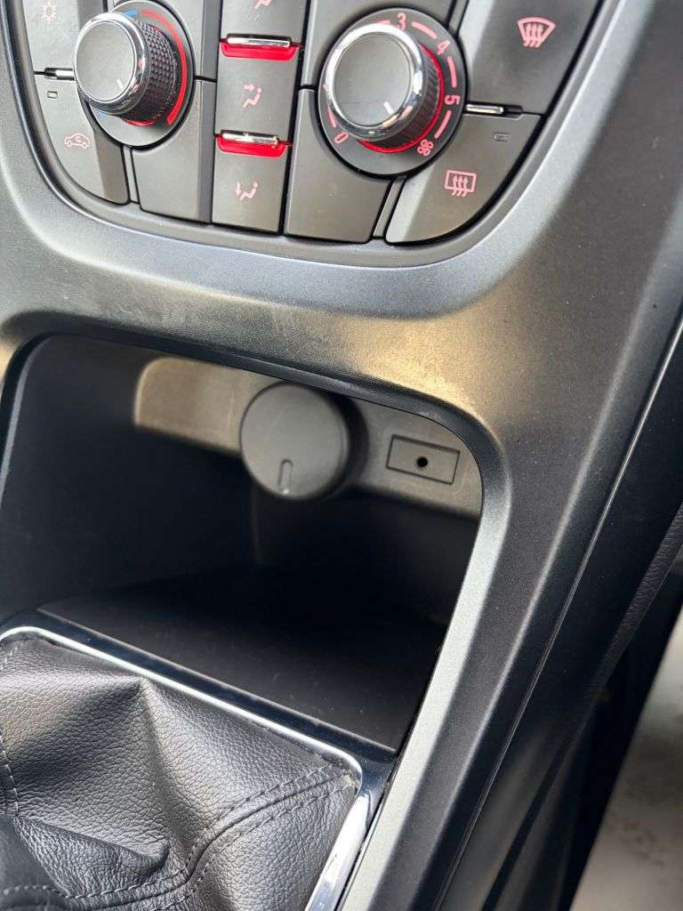 2013 VAUXHALL ASTRA 2013 VAUXHALL ASTRA