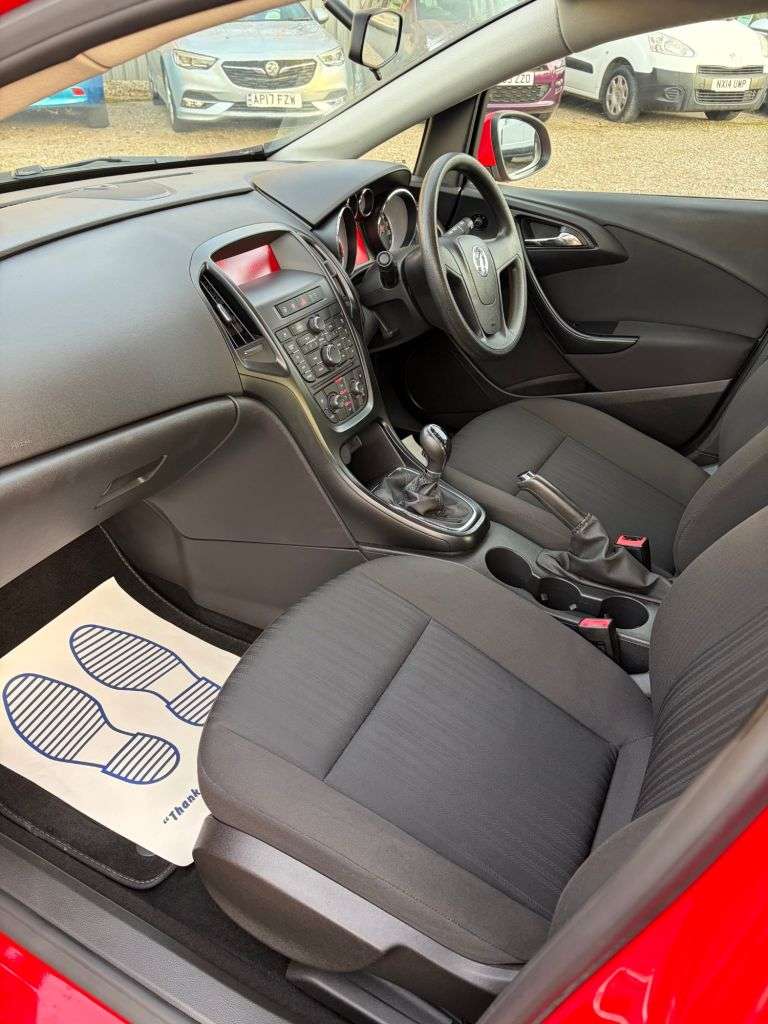 2013 VAUXHALL ASTRA 2013 VAUXHALL ASTRA