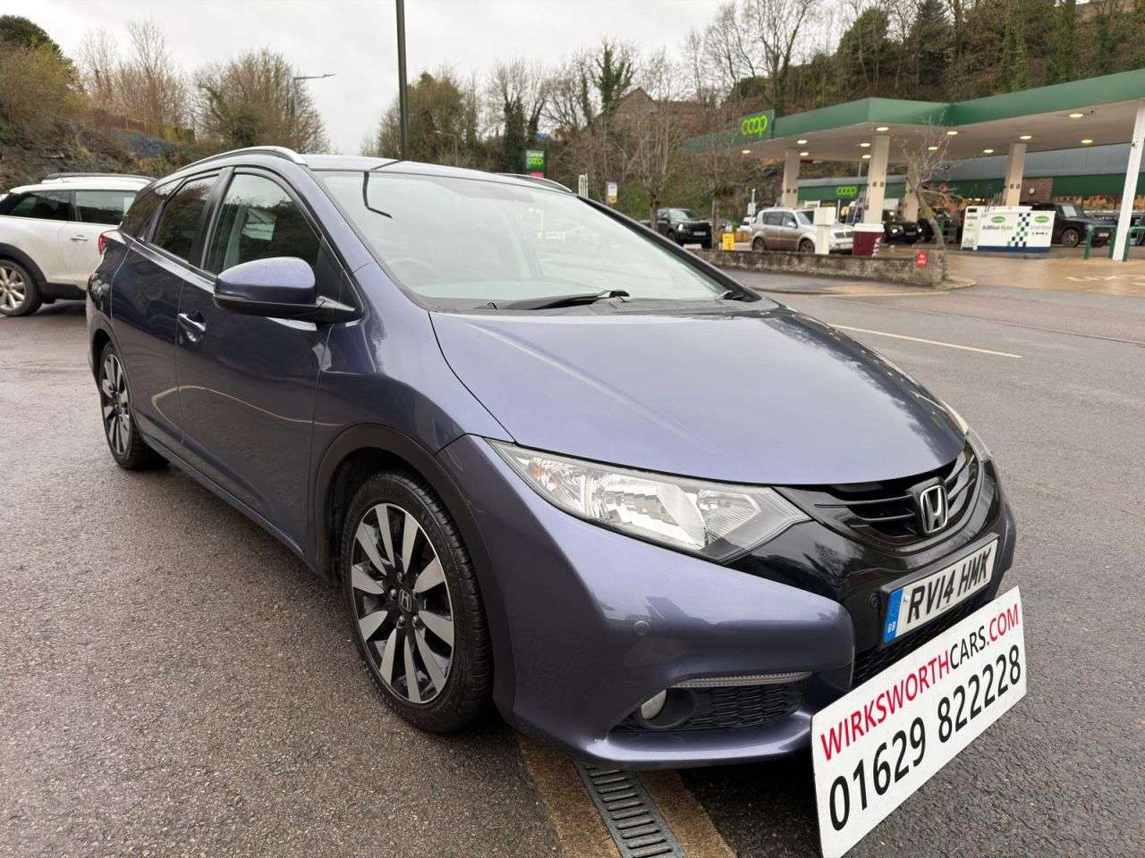 A 2014 HONDA CIVIC 1.6 i-DTEC SR Tourer 5dr Diesel Manual Euro 5*FSH 10 STAMPS*LEATHER* *FSH*L A 2014 HONDA CIVIC 1.6 i-DTEC SR Tourer 5dr Diesel Manual Euro 5*FSH 10 STAMPS*LEATHER* *FSH*L