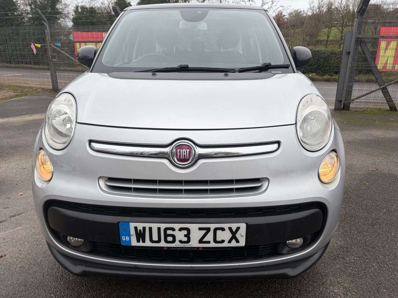 A 2013 FIAT 500L 1.3 MultiJet Lounge MPV 5dr Diesel Manual Euro 5**PANORAMIC SUNROOF** 2 OWN A 2013 FIAT 500L 1.3 MultiJet Lounge MPV 5dr Diesel Manual Euro 5**PANORAMIC SUNROOF** 2 OWN