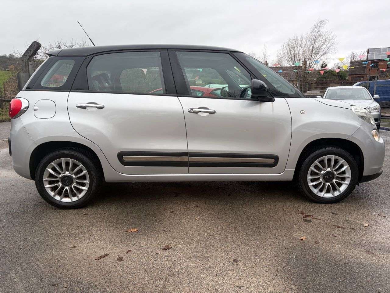 2013 FIAT 500L 2013 FIAT 500L