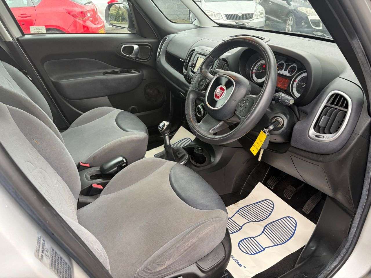 2013 FIAT 500L 2013 FIAT 500L