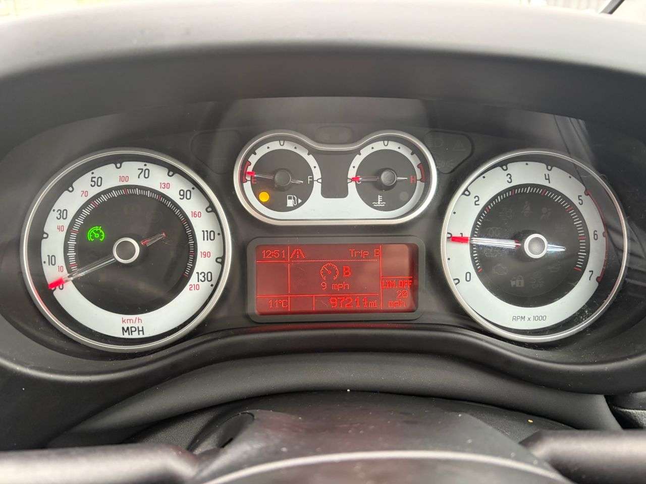 2013 FIAT 500L 2013 FIAT 500L