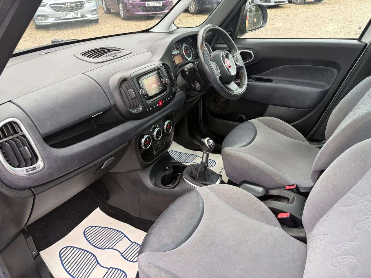 2013 FIAT 500L 2013 FIAT 500L