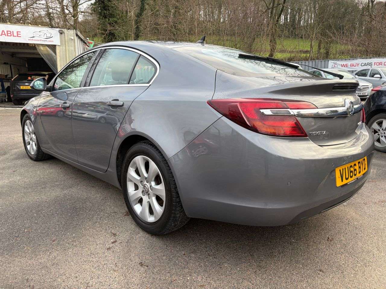 A 2017 VAUXHALL INSIGNIA 1.6 CDTi ecoFLEX Tech Line Hatchback 5dr Diesel Euro 6*HISTORY*£20 R/TAX* * A 2017 VAUXHALL INSIGNIA 1.6 CDTi ecoFLEX Tech Line Hatchback 5dr Diesel Euro 6*HISTORY*£20 R/TAX* *