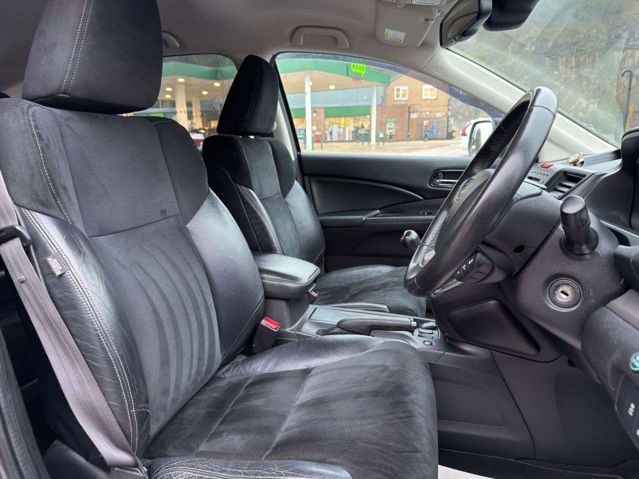 A 2013 HONDA CR-V 2.2 i-DTEC SR SUV 5dr Diesel Manual 4WD Euro 5 (s/s)*SUPERB 4x4*DAB* *4x4*1 A 2013 HONDA CR-V 2.2 i-DTEC SR SUV 5dr Diesel Manual 4WD Euro 5 (s/s)*SUPERB 4x4*DAB* *4x4*1