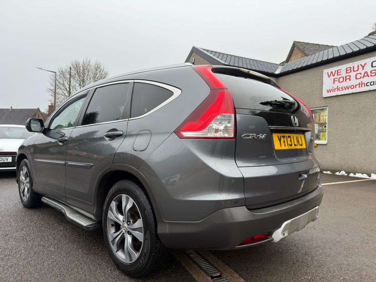 A 2013 HONDA CR-V 2.2 i-DTEC SR SUV 5dr Diesel Manual 4WD Euro 5 (s/s)*SUPERB 4x4*DAB* *4x4*1 A 2013 HONDA CR-V 2.2 i-DTEC SR SUV 5dr Diesel Manual 4WD Euro 5 (s/s)*SUPERB 4x4*DAB* *4x4*1