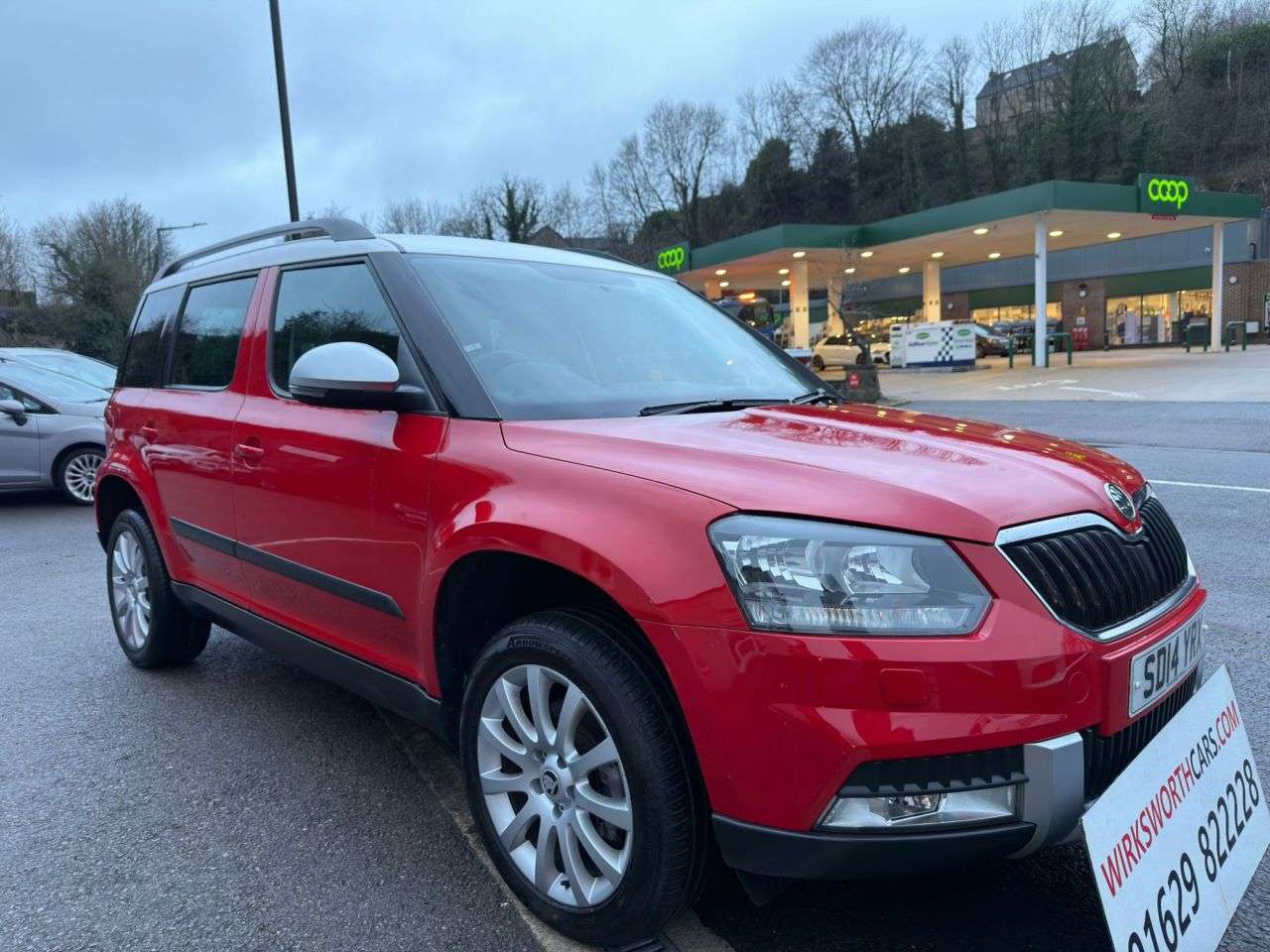 A 2014 SKODA YETI 2.0 TDI SE Outdoor 5dr Diesel Manual 4WD Euro 5*EXCELLENT FSH*1 OWNER* *1 O A 2014 SKODA YETI 2.0 TDI SE Outdoor 5dr Diesel Manual 4WD Euro 5*EXCELLENT FSH*1 OWNER* *1 O