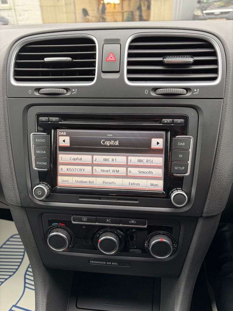 2011 VOLKSWAGEN GOLF 2011 VOLKSWAGEN GOLF