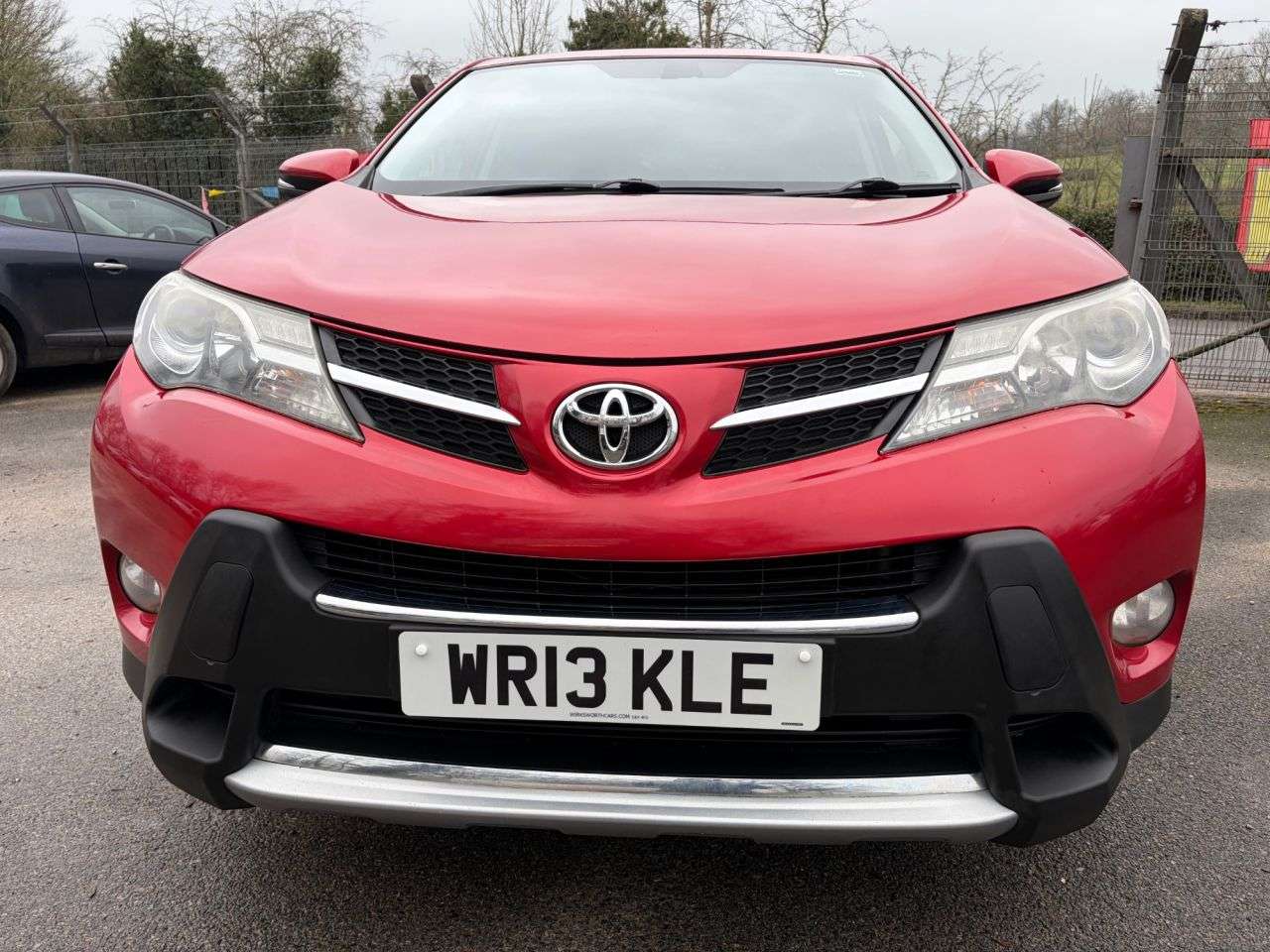 A 2013 TOYOTA RAV4 2.2 D-4D Icon SUV 5dr Diesel Manual 4WD Euro PART/X TO CLEAR, FULL SERVICE A 2013 TOYOTA RAV4 2.2 D-4D Icon SUV 5dr Diesel Manual 4WD Euro PART/X TO CLEAR, FULL SERVICE