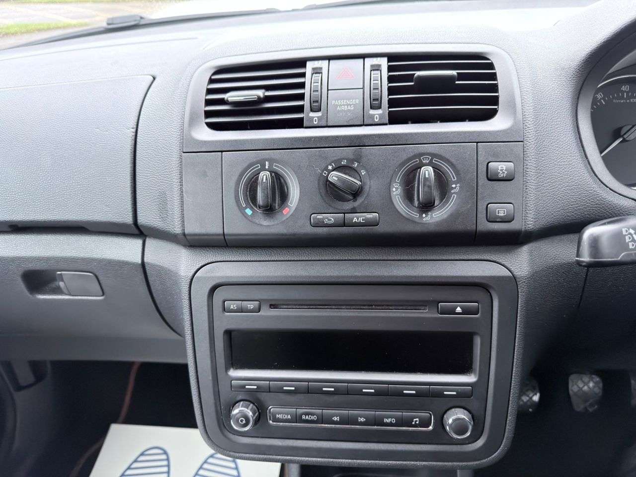 2014 SKODA FABIA 2014 SKODA FABIA