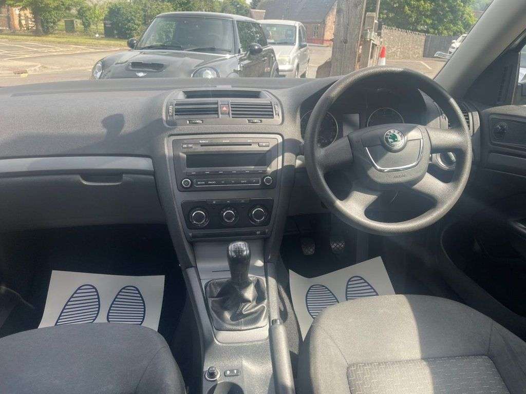 2010 SKODA OCTAVIA 2010 SKODA OCTAVIA