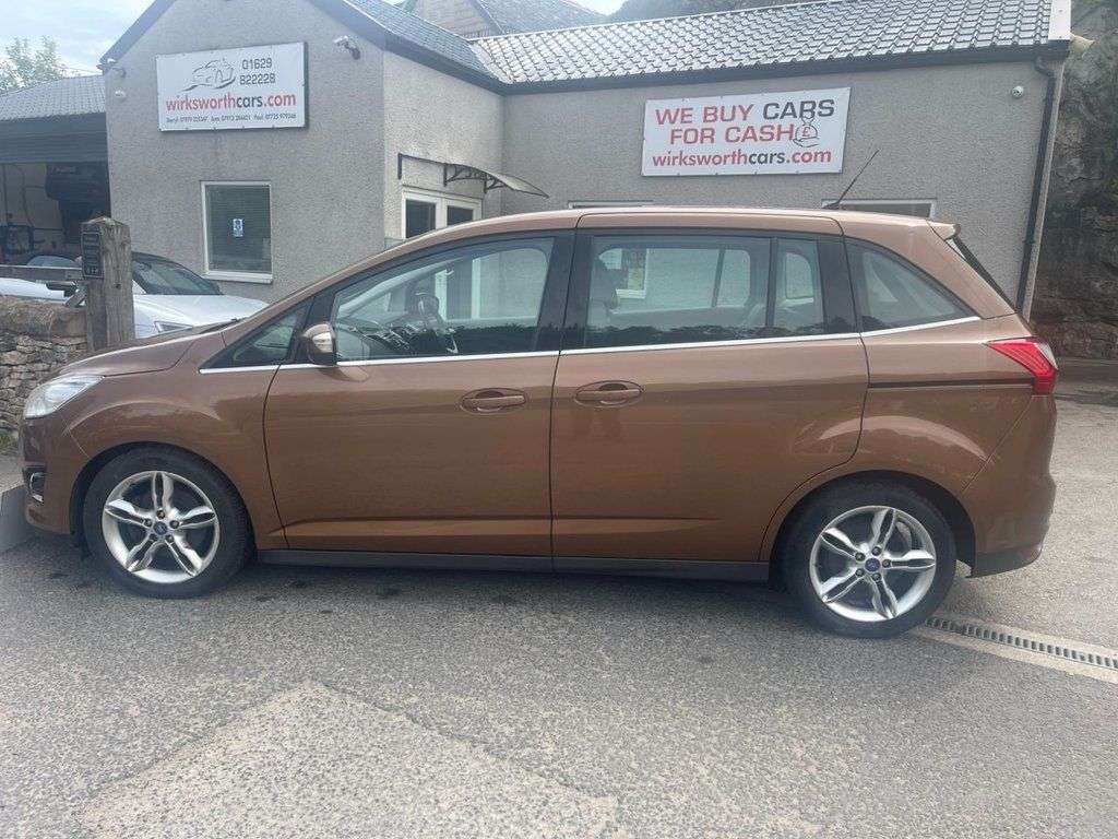 A 2014 FORD GRAND C-MAX 1.6 TDCi Titanium X MPV 5dr Diesel Manual *FSH 11 STAMPS*7 SEATS*PAN ROOF*L A 2014 FORD GRAND C-MAX 1.6 TDCi Titanium X MPV 5dr Diesel Manual *FSH 11 STAMPS*7 SEATS*PAN ROOF*L