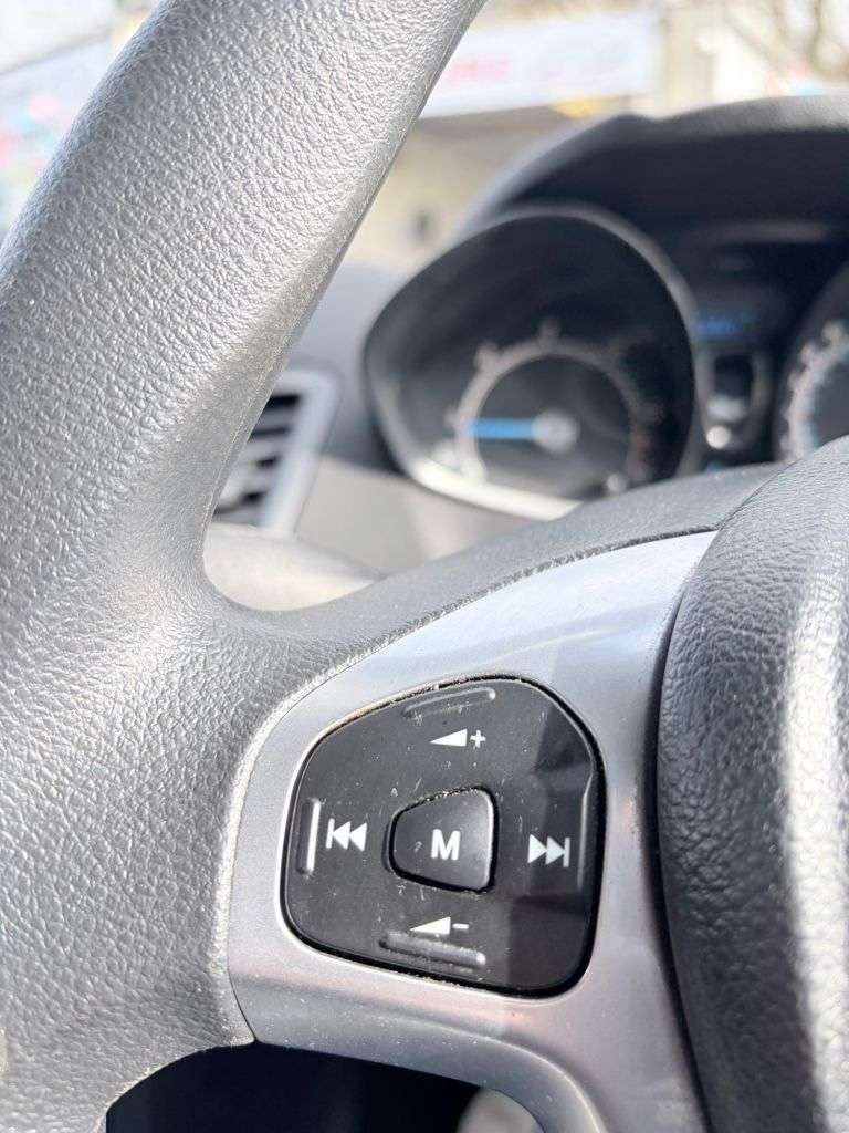 2013 FORD FIESTA 2013 FORD FIESTA