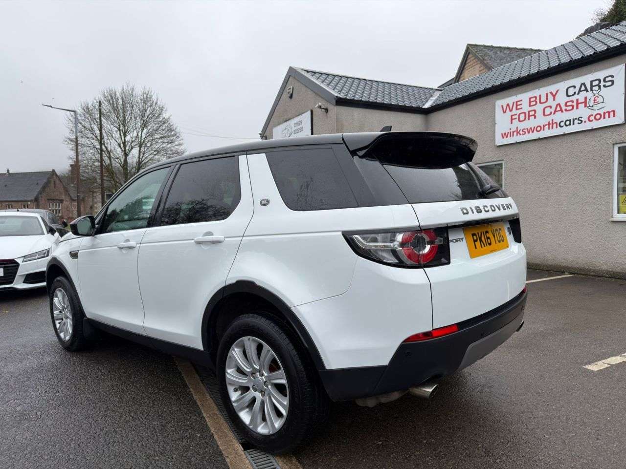 A 2016 LAND ROVER DISCOVERY SPORT 2.0 TD4 SE Tech SUV Diesel Manual 4WD Euro 6*NEW TIMING CHAIN*7 SEATS* *7 S A 2016 LAND ROVER DISCOVERY SPORT 2.0 TD4 SE Tech SUV Diesel Manual 4WD Euro 6*NEW TIMING CHAIN*7 SEATS* *7 S