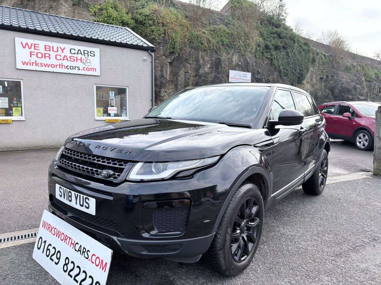A 2018 LAND ROVER RANGE ROVER EVOQUE 2.0 eD4 SE SUV 5dr Diesel Manual Euro 6 *HISTORY*HEATED LEATHER*2 WD* A 2018 LAND ROVER RANGE ROVER EVOQUE 2.0 eD4 SE SUV 5dr Diesel Manual Euro 6 *HISTORY*HEATED LEATHER*2 WD*