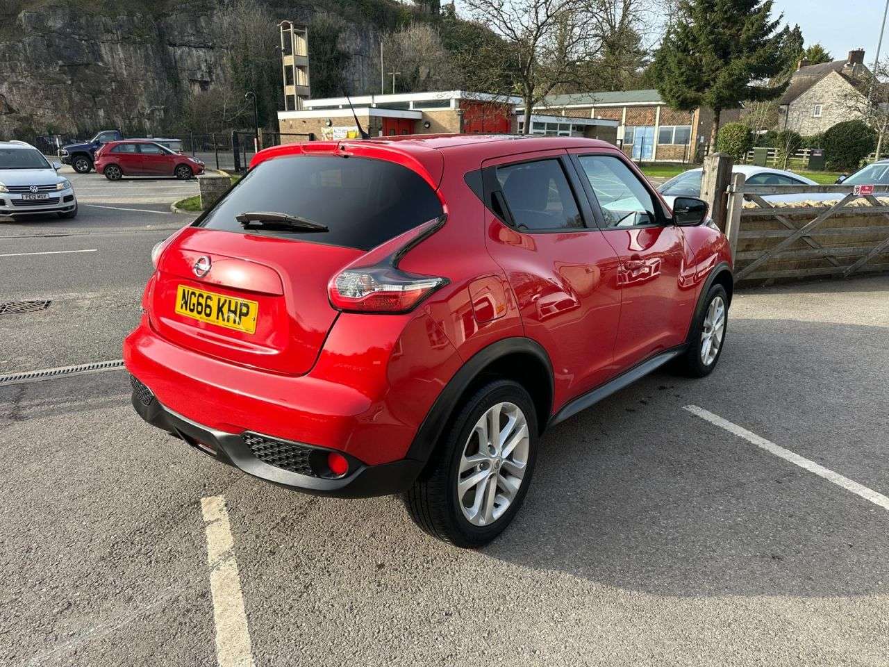 A 2017 NISSAN JUKE 1.5 dCi Acenta SUV 5dr Diesel Manual Euro 6 (s/s) (110 ps)**FSH 6 STAMPS** A 2017 NISSAN JUKE 1.5 dCi Acenta SUV 5dr Diesel Manual Euro 6 (s/s) (110 ps)**FSH 6 STAMPS**