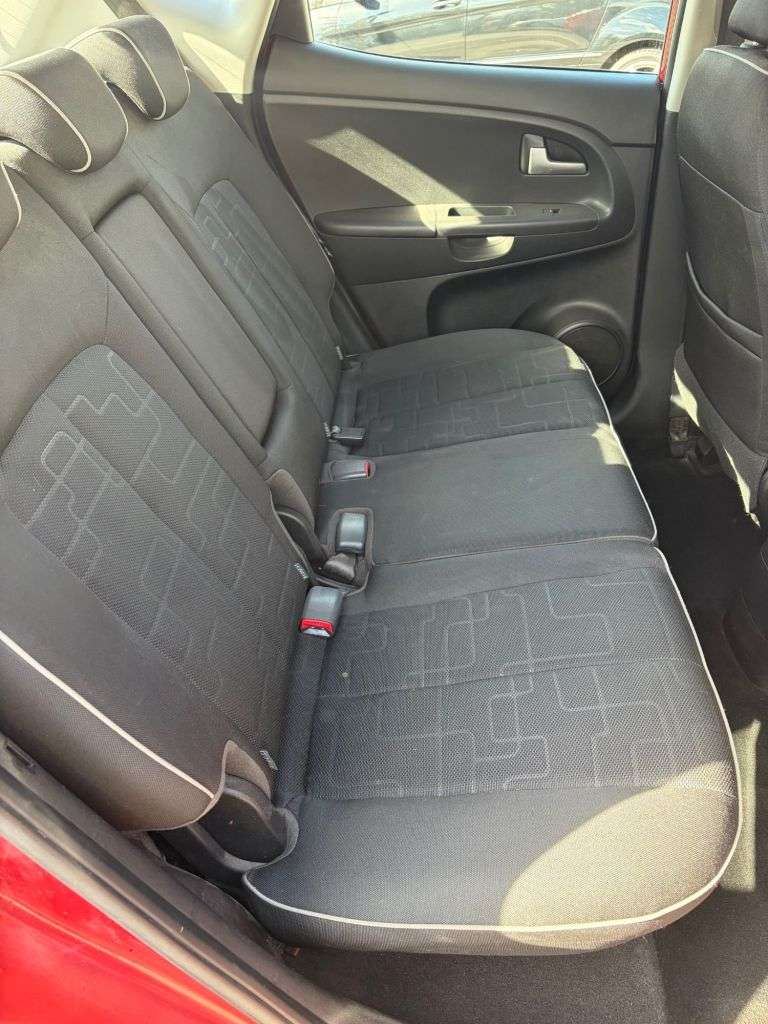 2014 KIA VENGA 2014 KIA VENGA